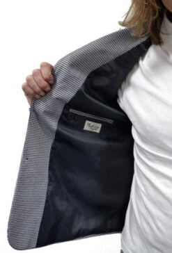 'Barrett' - Retro Mod Houndstooth Blazer By MADCAP 14 'Barrett' - Retro Mod Houndstooth Blazer By MADCAP -KDX Clothing Store Barratt Blazer Jacket Madcap England Inner 89485.1666958540